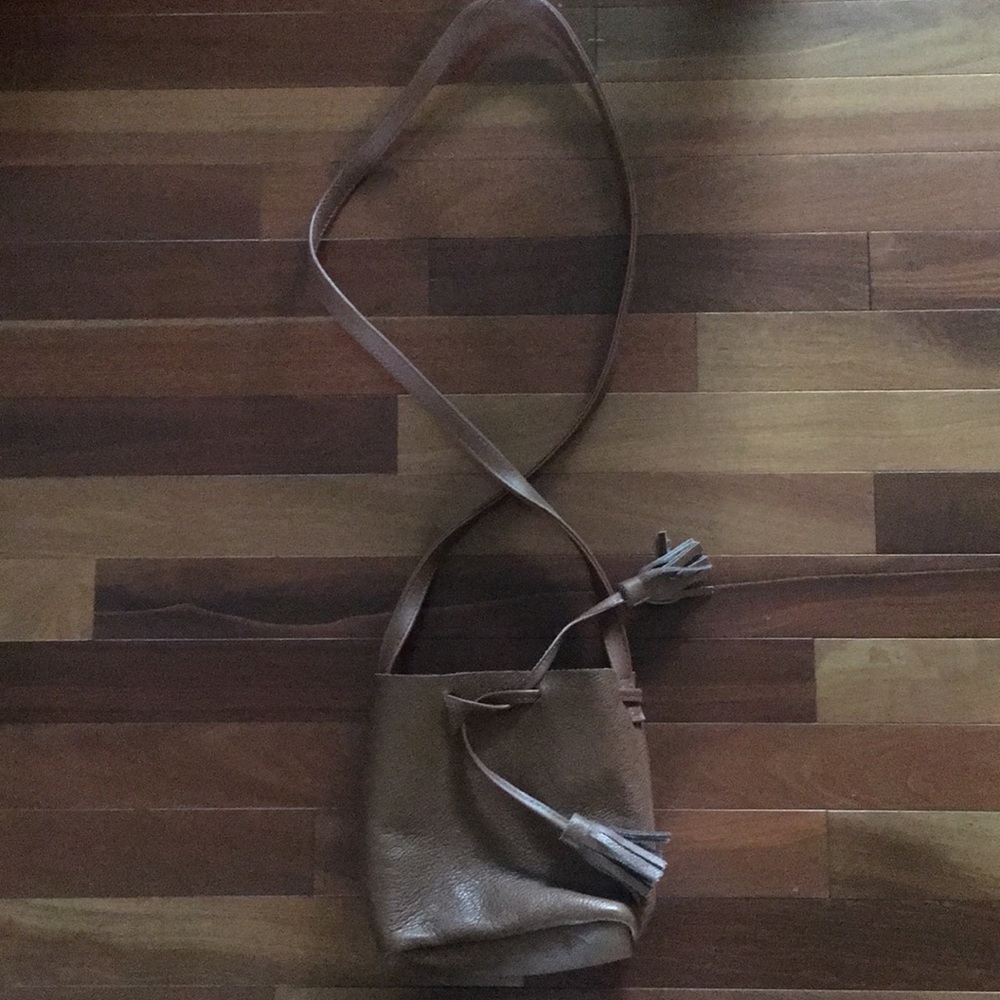 Bucket bag